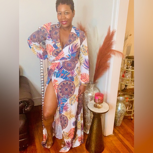 New Maxi Multi Color Maxi Dress - Picture 6 of 9